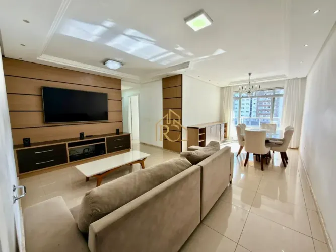 Apartamento AMPLO e vista mar em Campinas - São José