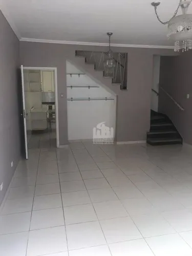 sobrado no bom retiro co 3 dormitorio. com 80m.