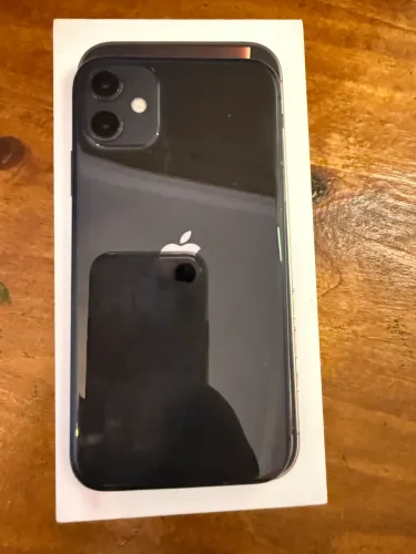 iPhone 11 64 GB