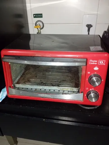 Forno elétrico pequeno