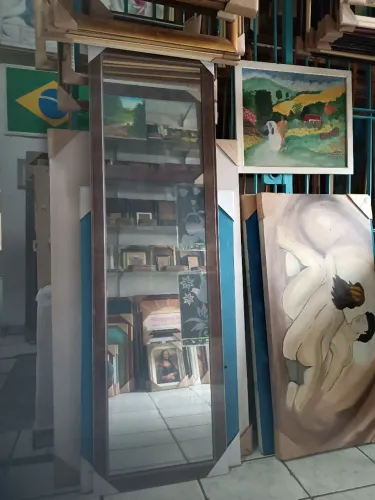 Espelho de Luxo Moldura na cor Marrom rustico