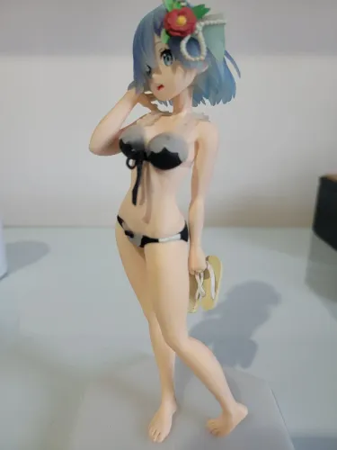 Figure action summer beach Rem de Re:zero