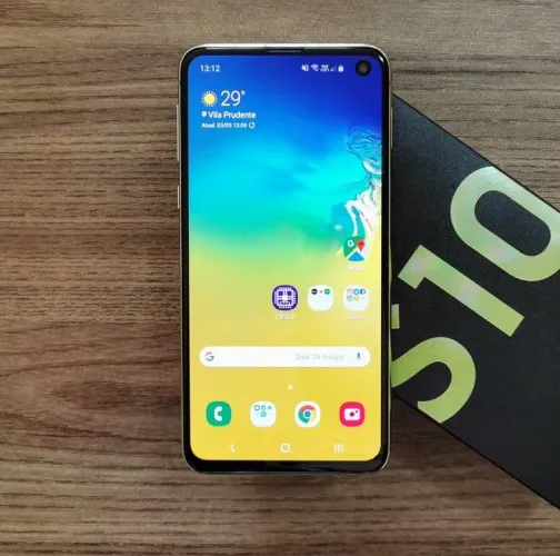 Samsung Galaxy S10 e 
