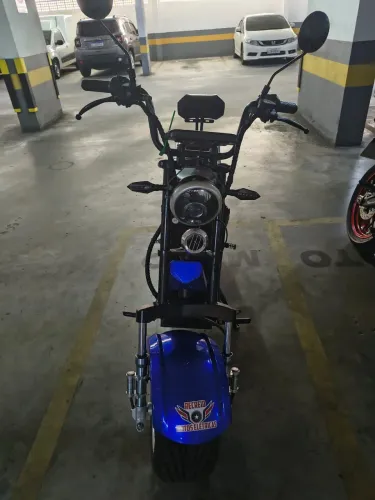 Scooter elétrica moto chefe