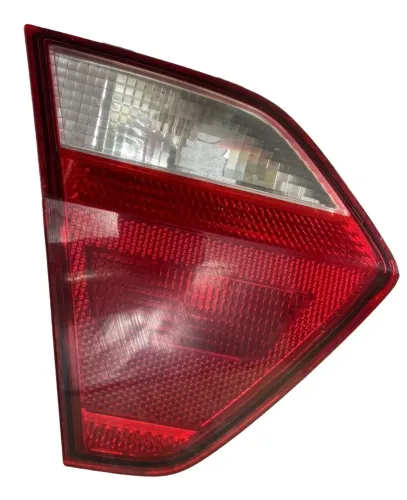 Lanterna Traseira Esquerda Vw Voyage G6 G7 G8 (mala) 13/16