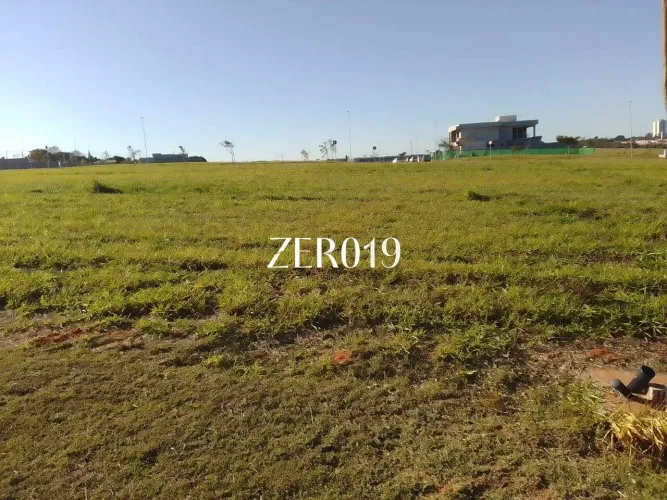 Lote em Condomínio Residencial à Venda em Campinas/SP (377 m²)
