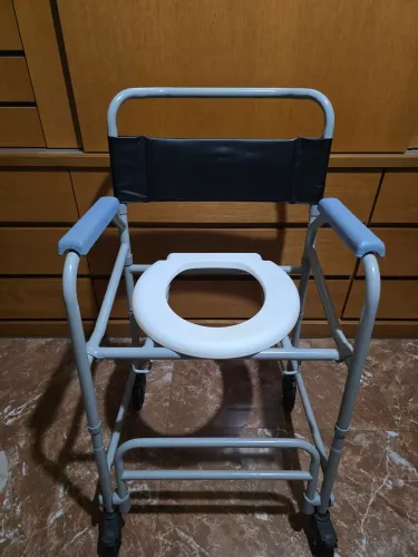 Cadeira de Banho Higiênica