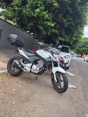 Cb300r 2013 seminova