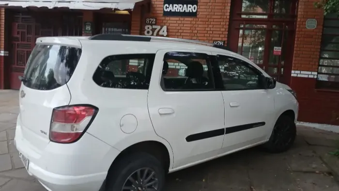Chevrolet Spin Advantage 1.8 8V Econo.flex 5P Aut. 2015