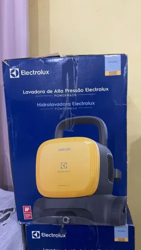 Vendo lavadora de alta pressão Electrolux está na caixa