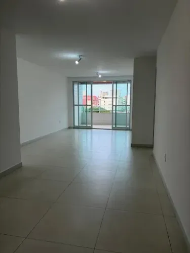Apartamento de 113m2 com 3 Quartos em Cabo Branco