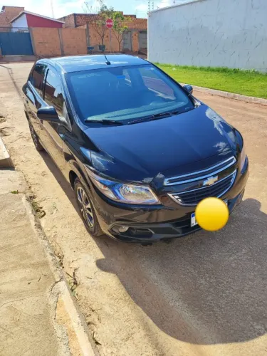 Chevrolet Onix Hatch LTZ 1.4 8V Flex Power Mec. 4P 2016