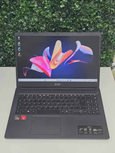 Notebook Acer Ryzen 5/8GB SSD 256GB/AMD Radeon 2GB/Aspire 3