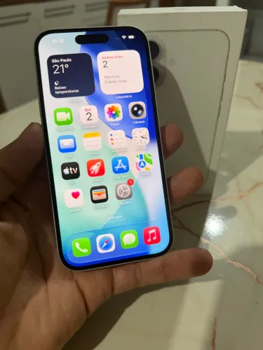 iPhone 16 128 GB na garantia Apple. Anatel R$3.650