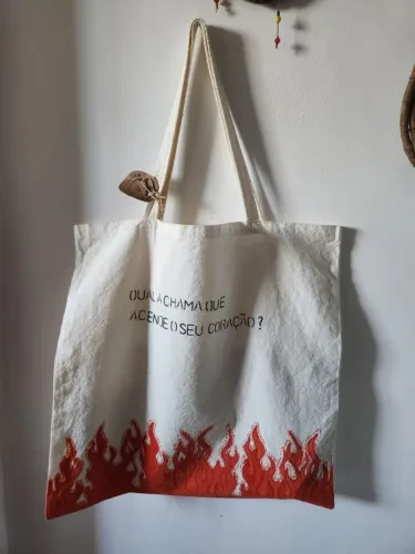 Ecobag Algodão Cru "Chama Que Acende O Coração" - Estampa Fogo (Nova)