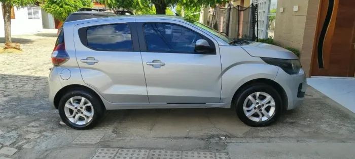 Fiat Mobi Like ON 1.0 Fire Flex 5P. 2017