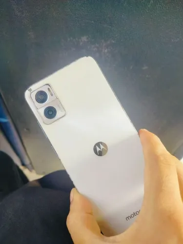 Moto E 22