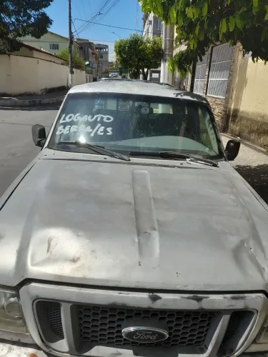 Caminhonete Ranger (carcaça inteira) para APROVEITAMENTO DE PEÇAS