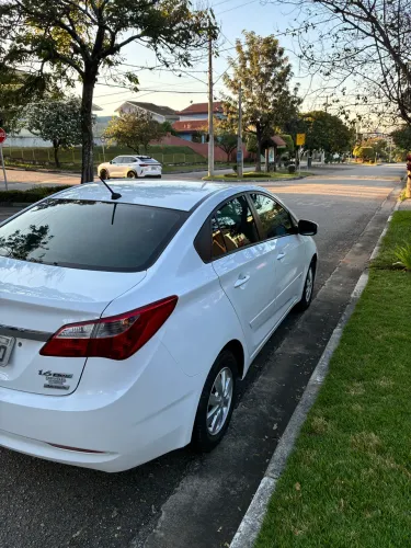 Hyundai HB20S C.style/c.plus1.6 Flex 16V Aut. 4P 2015