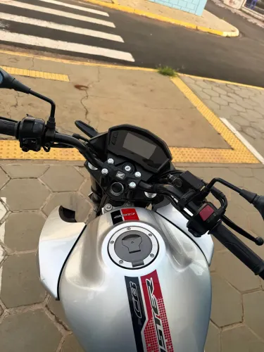 Vende se cb twister 250