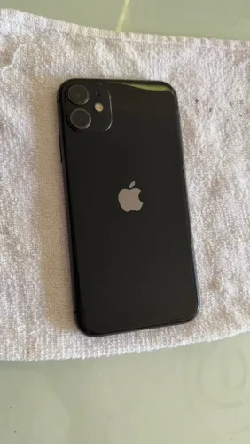 iPhone 11 ha venda 800 reais aceito cartão com acréscimo da maquininha