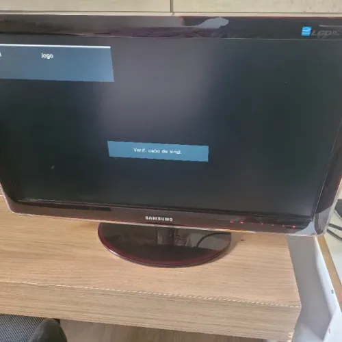 TV SAMSUNG LCD 24"