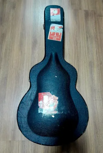 Estojo Case rigido Taylor Deluxe Hardshell tampa arqueada para violao folk raridade BAIXOU