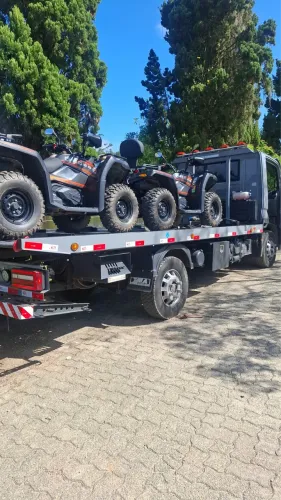 Quadriciclo 4x4 completo