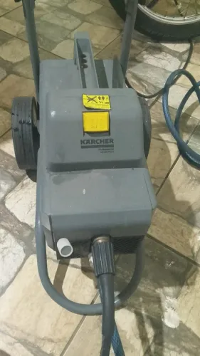VENDO LAVADORA DE ALTA PRESSÃO KARCHER