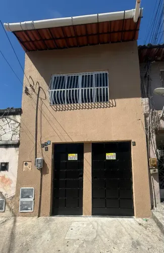 Alugo casa - Aerolândia.