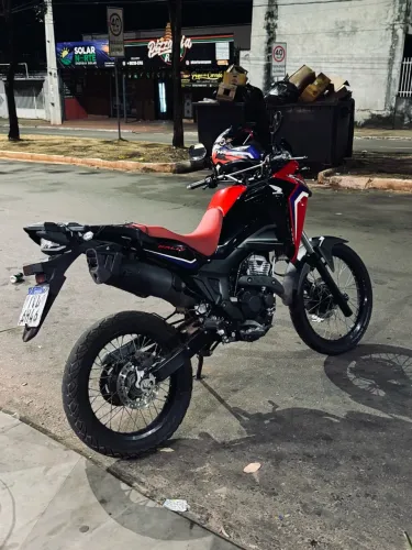 Honda Sahara 300 Rally ABS Flex 2026