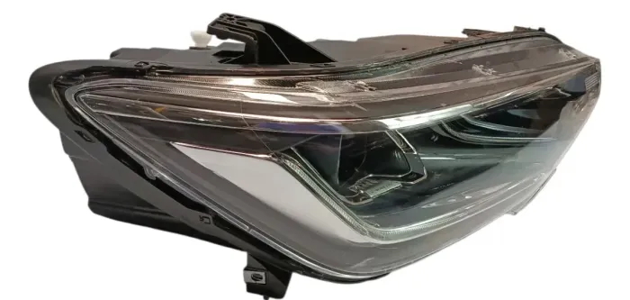 Par farol Tracker premier 2021/2024