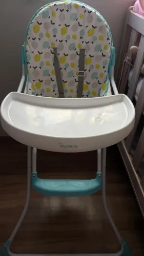 Vendo: Cadeira de alimentação Multikids - (Seminova)