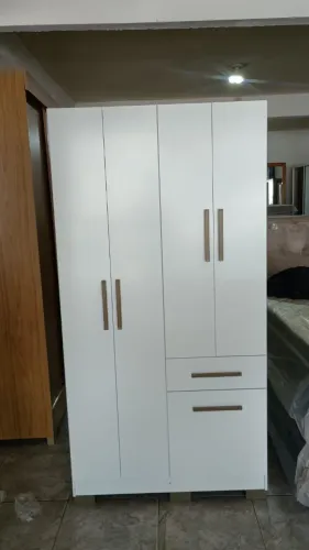 Guarda Roupas solteiro novo já vai montado