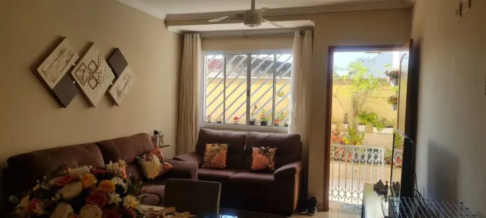 Sobrado à venda, Vila Matilde, 15 min a pé para Metrô , 4 dormitórios, 3 suites , 4 banhei