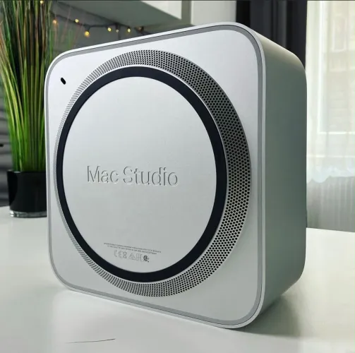 MAC STUIDO 2021