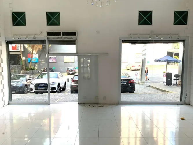 LOJA COMERCIAL DE 230 M² NO PORTAL DO MORUMBI | ALTA VISIBILIDADE E 3 VAGAS