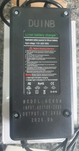 Carregador para moto e soter eletrica