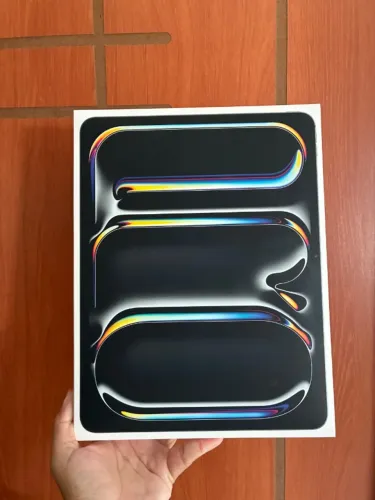 iPad Pro 1TB Space Black - 13 Polegadas Lacrado