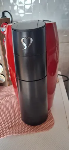 Cafeteira Espresso LOV Vermelha - TRES 3 Corações