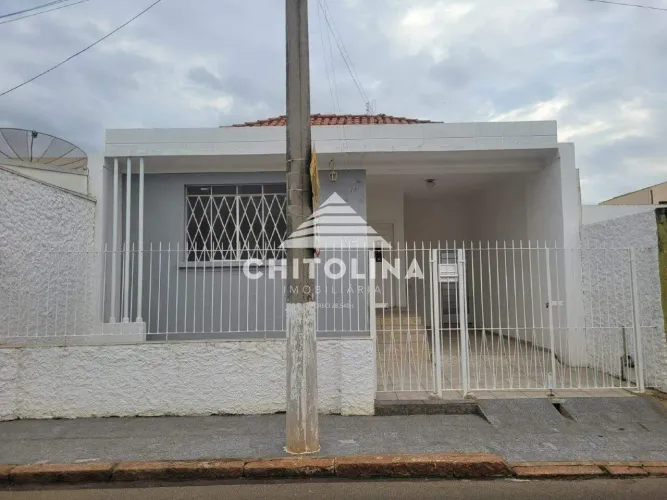 Casa à venda, 2 quartos, 1 suíte, 1 vaga, Centro - Itapetininga/SP