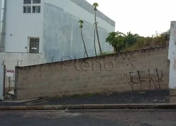 Terreno comercial à venda com 350 m² no Jardim Planalto, Valinhos.