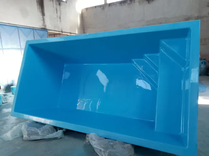Piscina de fibra casco 4x2