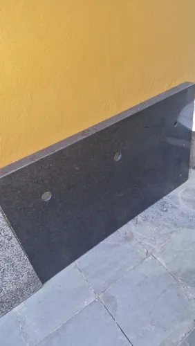 Placa de granito preta
