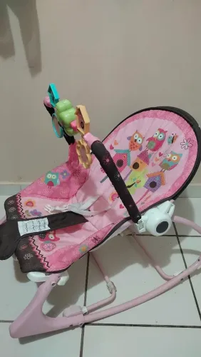 Cadeirinha de balanço