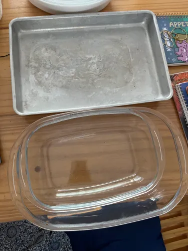 2 travessas + 1 assadeira 