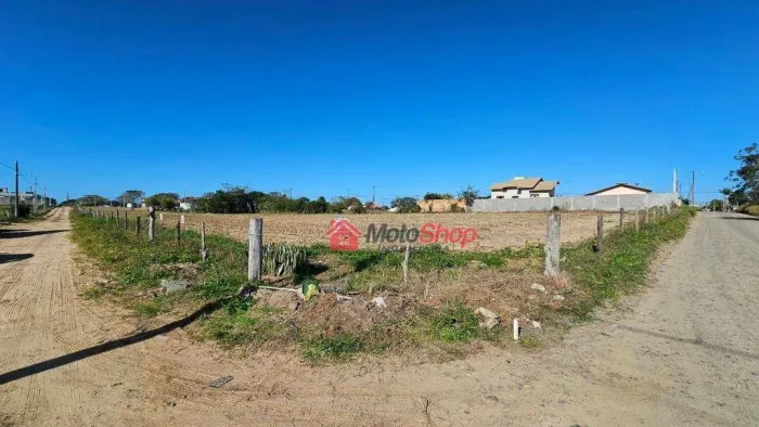 Terreno de esquina à venda, 375 m² por R$ 110.000 - Coloninha - Araranguá/SC