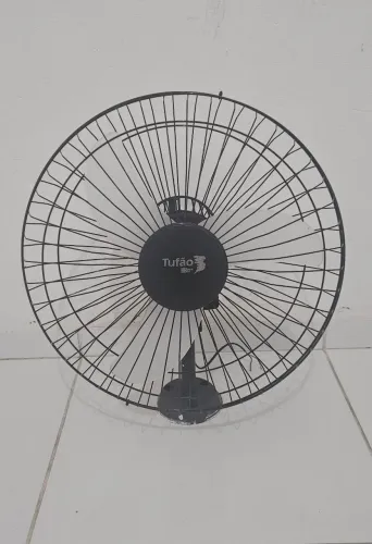 Ventilador de parede Bivolt 60 cm tufão