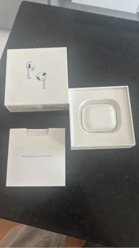 AirPods (3a Geração) Com Estojo De Carregamento Magsafe