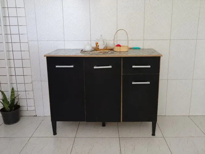 Balcão de cozinha estado novo e bem conservado